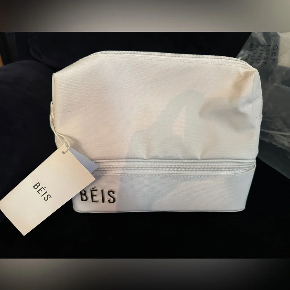 BEIS Double-Decker Cream Cosmetic Case